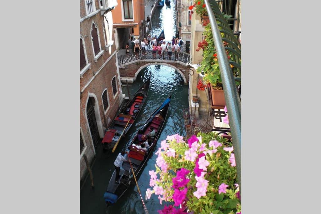 Flat With Canal View Near San Marco Appartamento