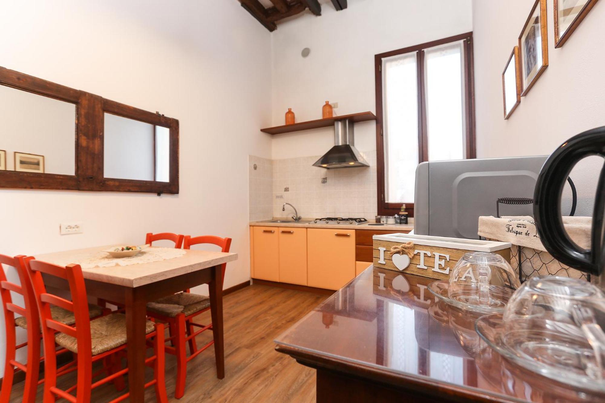 Appartamento Flat With Canal View Near San Marco *